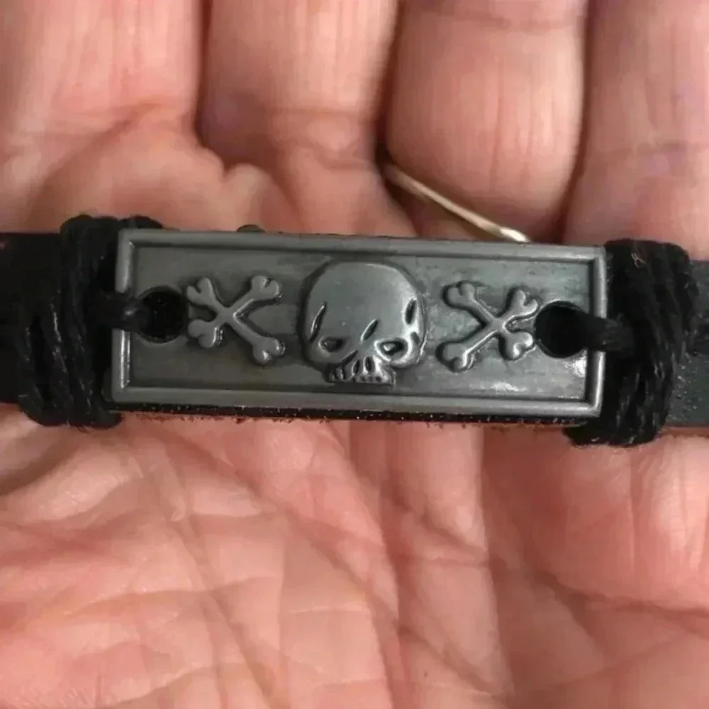Pewter Skull Crossbones Leather & Hemp Adjustable Bracelet I NWT